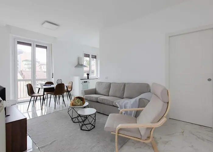 Hacca Collection - Bocconi, Porta Romana 2Br